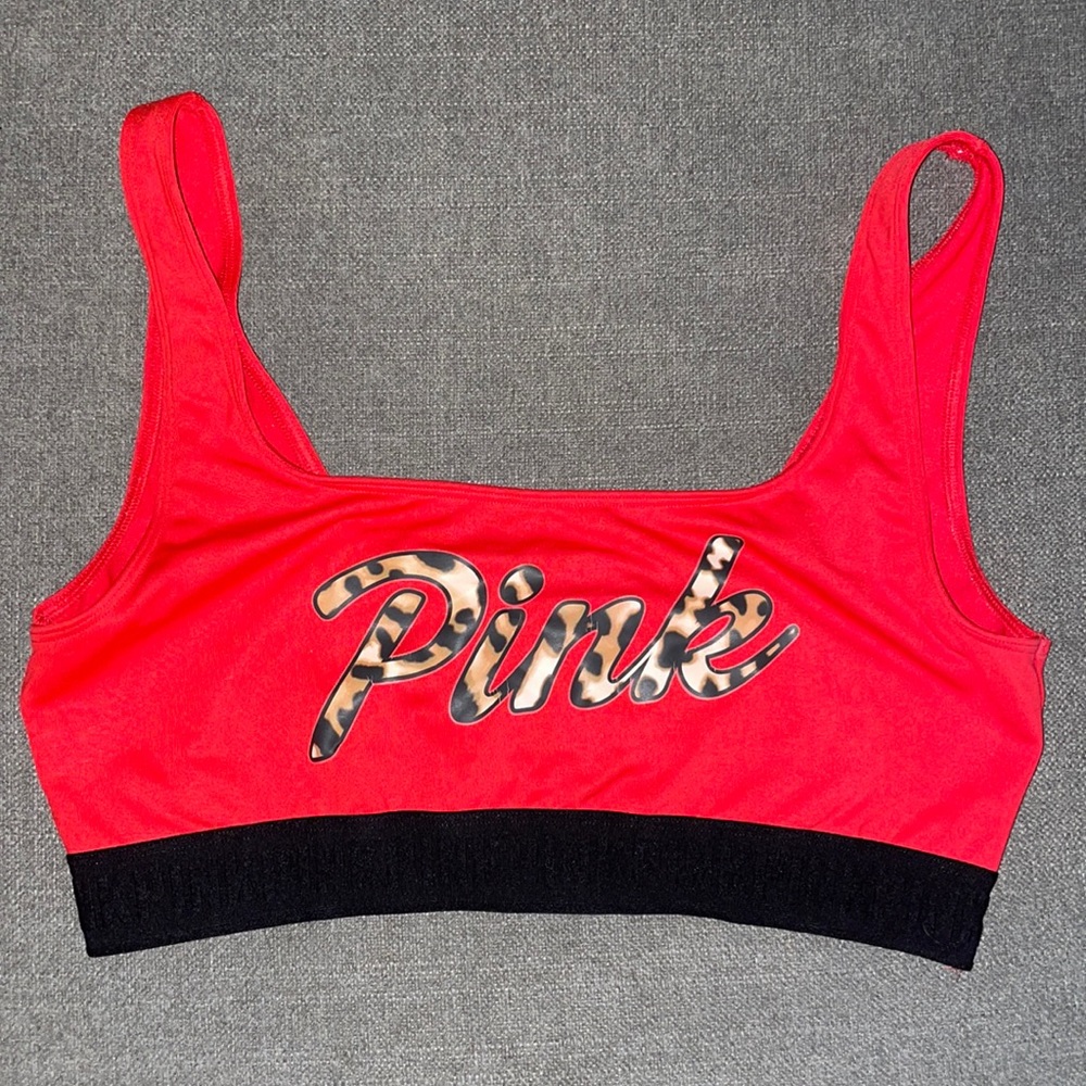 VS pink ultimate sports bra